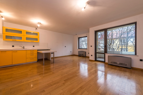 Two-bedroom apartment in the city center 3